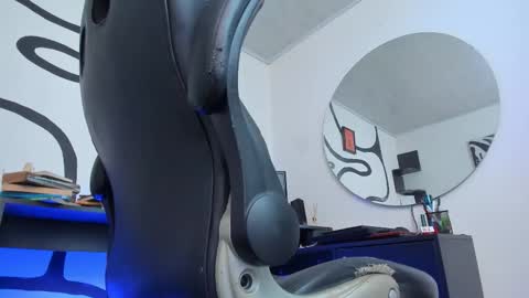 Andrs   -                   online show from 15, 1, 2026