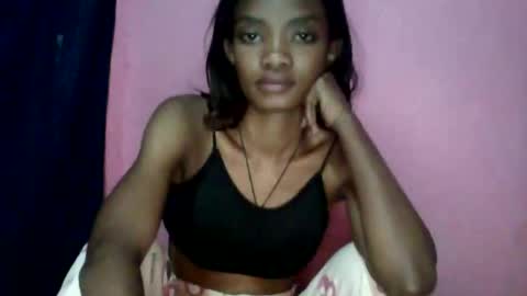 Snapshot of andohh237973 chatting on 12, 11, 2025 andohh237973 online show from 12, 11, 2025