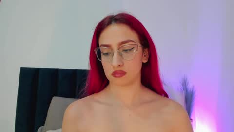 Andra Cyrus online show from 1, 2, 2025