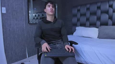 Andre Parker online show from 5, 12, 2024