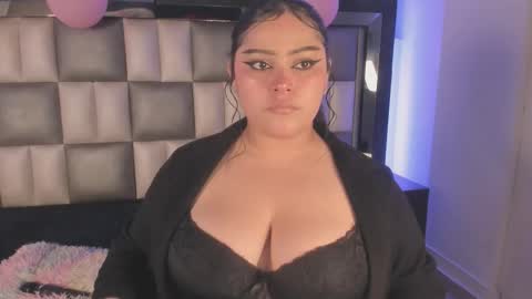 andrea_brunette_ online show from 28, 11, 2025