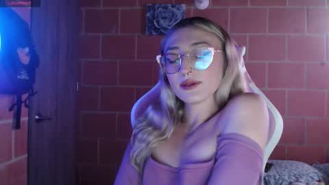 Andrea  online show from 26, 3, 2026