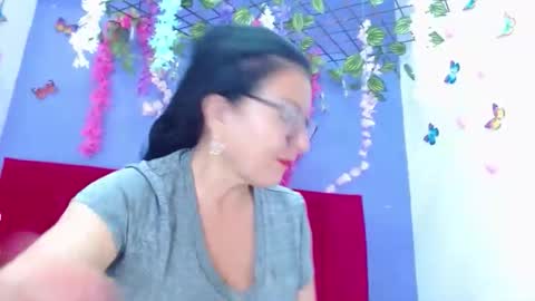 ANDREA LOPEZ online show from 11, 9, 2025