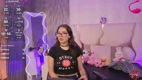 andrea_tay1 online show from 9, 7, 2026