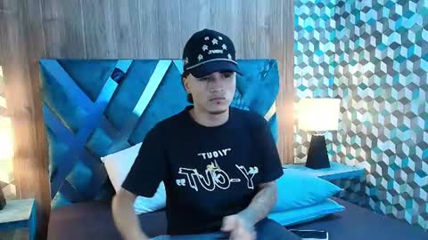Andreao online show from 9, 8, 2026