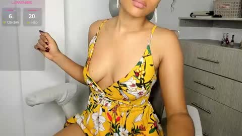 Snapshot of andrearboleda chatting on 1, 11, 2025 Andrea online show from 1, 11, 2025