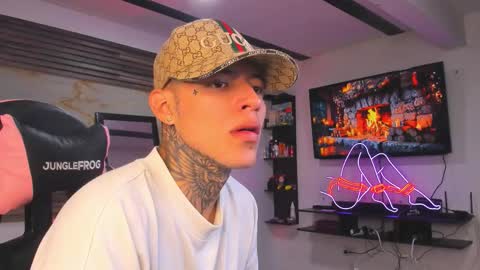 Snapshot of andrees_s chatting on 23, 11, 2025 andrees_s online show from 23, 11, 2025