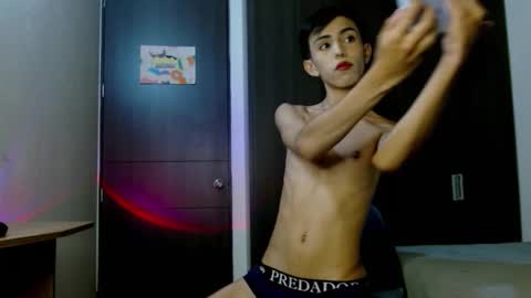 Snapshot of andreew_santana chatting on 15, 10, 2025 Andrew online show from 15, 10, 2025