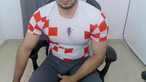 andres180950734 online show from 2, 10, 2025