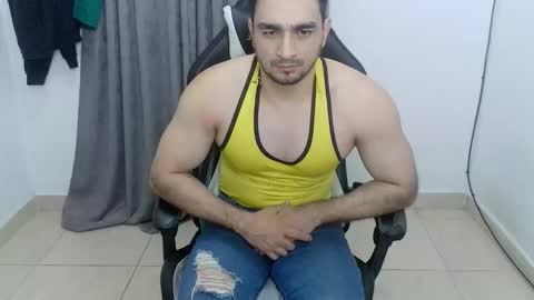 Snapshot of andres180950734 chatting on 4, 6, 2026 andres180950734 online show from 4, 6, 2026