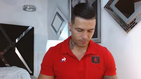 insta andres clark  online show from 8, 2, 2025