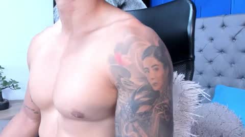 insta andres clark  online show from 16, 10, 2025