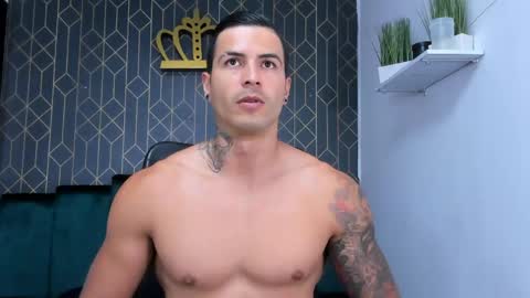 Snapshot of andres_clark chatting on 16, 5, 2026 insta andres clark online show from 16, 5, 2026