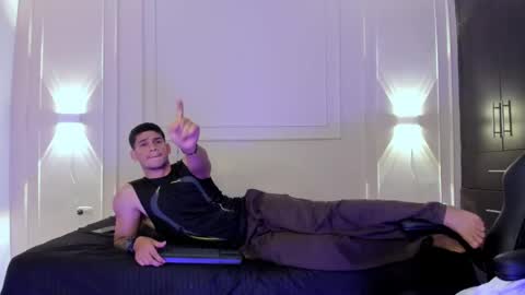 Snapshot of andres_stud chatting on 5, 6, 2026 andres_stud online show from 5, 6, 2026