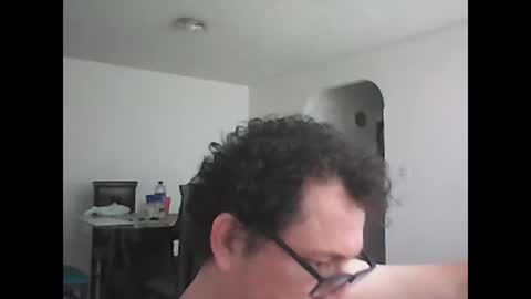 andresfloga online show from 9, 11, 2025