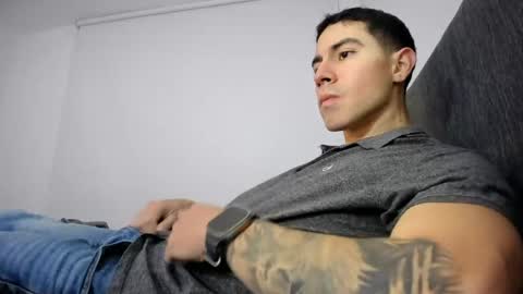 Snapshot of andresjuan92 chatting on 2, 6, 2026 onlyfanscallmegotter online show from 2, 6, 2026