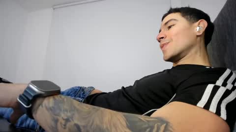 Snapshot of andresjuan92 chatting on 9, 6, 2026 onlyfanscallmegotter online show from 9, 6, 2026