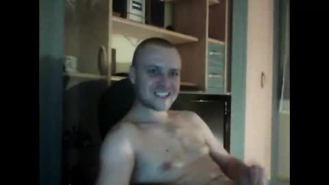 andrew3356577 online show from 8, 2, 2025