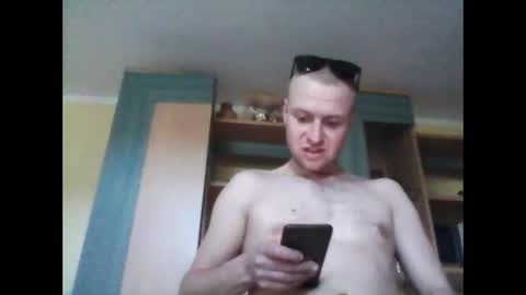 andrew3356577 online show from 22, 2, 2025