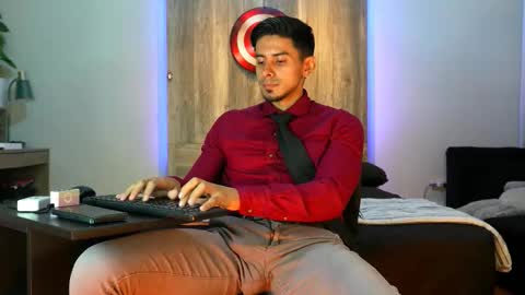 Andrew online show from 25, 3, 2026