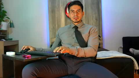 Andrew online show from 24, 4, 2026