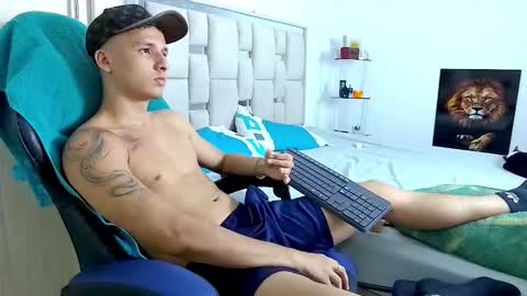 Snapshot of andrew_lover21 chatting on 17, 2, 2026 Andrew online show from 17, 2, 2026