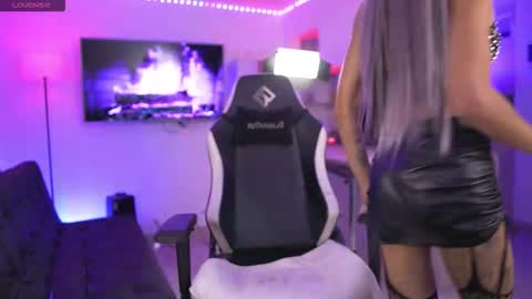 ---     online show from 26, 9, 2025