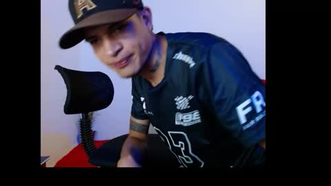 andrew_smitx online show from 5, 3, 2026