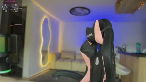 Snapshot of andrew_twink18 chatting on 7, 5, 2026 Andrew M. online show from 7, 5, 2026