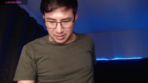 Snapshot of andrewmhilton_ chatting on 1, 7, 2026 andrewmhilton_ online show from 1, 7, 2026