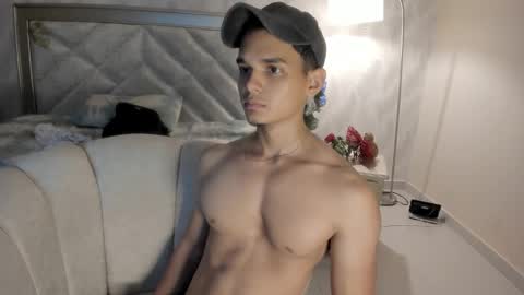 Snapshot of andrewrush_ chatting on 27, 11, 2025 andrewrush_ online show from 27, 11, 2025