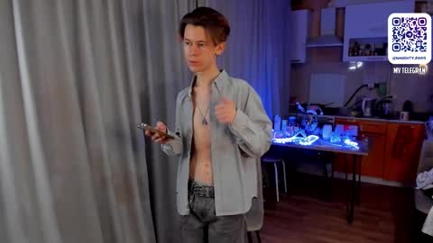 Snapshot of andrewwcarter2 chatting on 9, 3, 2025 Andrew online show from 9, 3, 2025