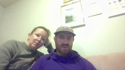 Sexy Newbie Couple online show from 17, 12, 2024