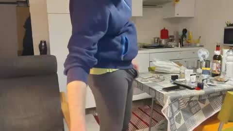 androx77 online show from 4, 2, 2025