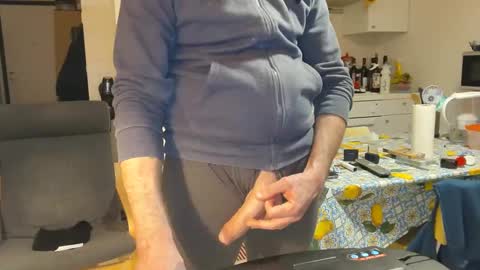 androx77 online show from 11, 2, 2025