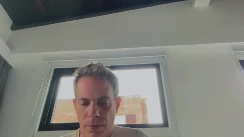 Snapshot of andy0pandi chatting on 8, 2, 2025 Andrew online show from 8, 2, 2025