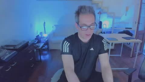 Snapshot of andy0pandi chatting on 14, 11, 2025 Andrew online show from 14, 11, 2025