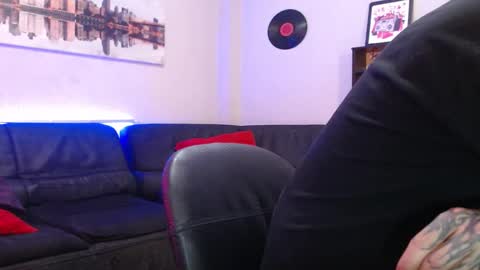 Snapshot of andy_bapho chatting on 10, 9, 2025 ANDY online show from 10, 9, 2025