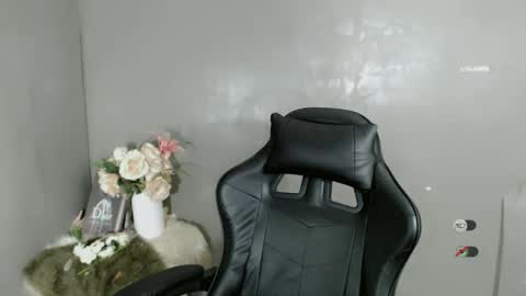 Kisha online show from 6, 3, 2025