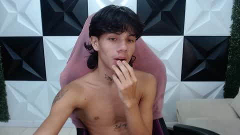 andy_dan1 online show from 14, 12, 2024