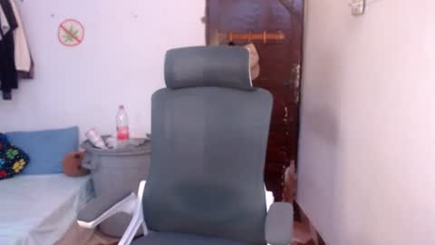Snapshot of andy_dan1 chatting on 13, 7, 2026 andy_dan1 online show from 13, 7, 2026