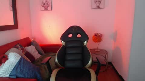 andy_eagleton_20 online show from 12, 4, 2026