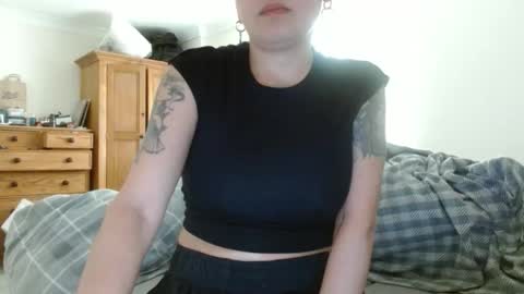 Snapshot of andy_rock_ chatting on 2, 10, 2025 andy online show from 2, 10, 2025