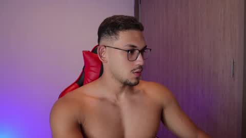 Snapshot of andy_weld chatting on 17, 9, 2025 my onlyfans online show from 17, 9, 2025