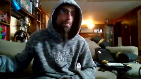 Snapshot of andybadass chatting on 17, 12, 2024 andybadass online show from 17, 12, 2024