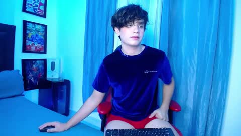 Snapshot of andyboy_19 chatting on 8, 2, 2025 andy online show from 8, 2, 2025