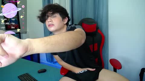 Snapshot of andyboy_19 chatting on 27, 2, 2025 andy online show from 27, 2, 2025