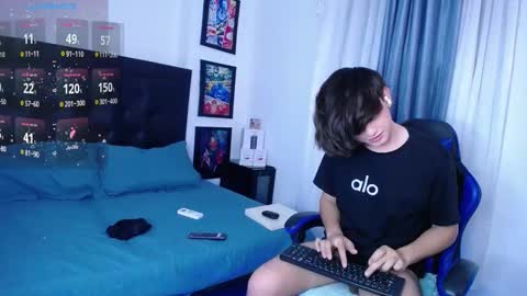 Snapshot of andyboy_19 chatting on 5, 11, 2025 andy online show from 5, 11, 2025