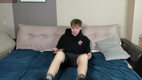 Mandy and Andy online show from 5, 10, 2025