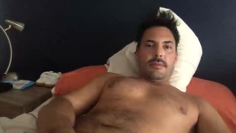 Snapshot of andyxxhot chatting on 12, 10, 2025 andyxxhot online show from 12, 10, 2025